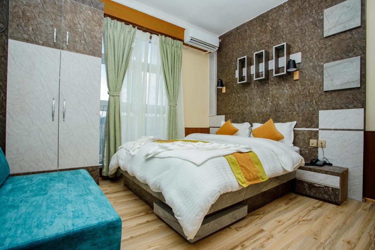 Gauri Shankar Hotel ناغاركوت المظهر الخارجي الصورة