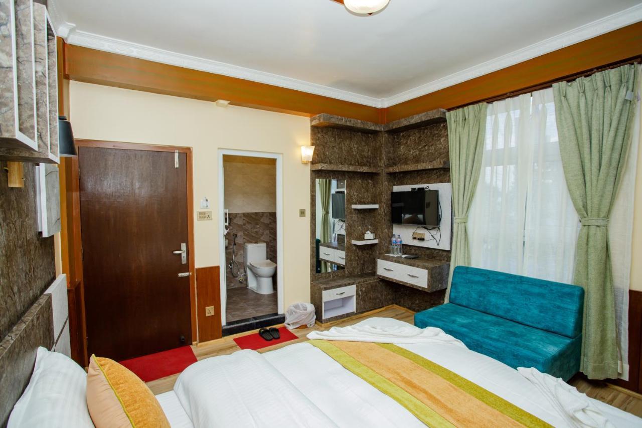 Gauri Shankar Hotel ناغاركوت المظهر الخارجي الصورة